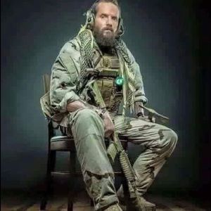 Meet your Posher, Foster